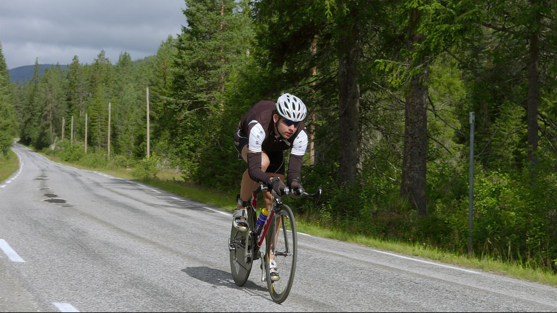 爱游戏GAMING平台-史上最年轻的“欧冠绝杀王”，未来巨星崛起，最年轻的欧冠夺冠球队